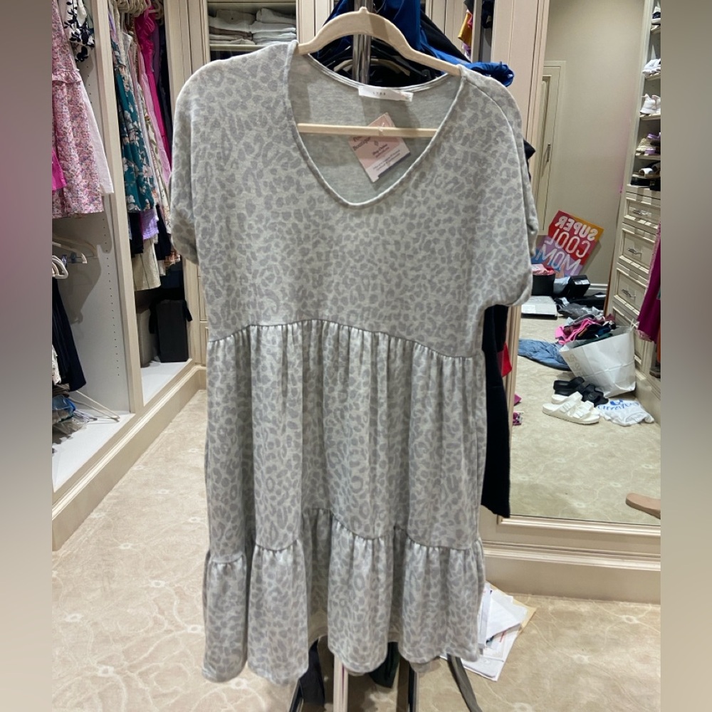 Lush Prism Posh Scottsdale Boutique Gray Leopard Print Tiered Mini Dress BNWT